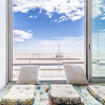 Apartment Exceptional Sea View - Town Center - Walk Everywhere *