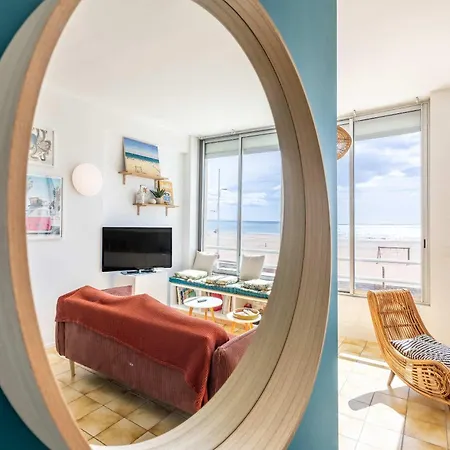 Apartment Exceptional Sea View - Town Center - Walk Everywhere *
