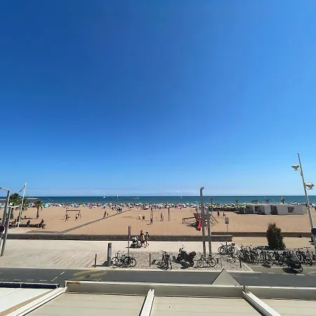 Exceptional Sea View - Town Center - Walk Everywhere Apartment *