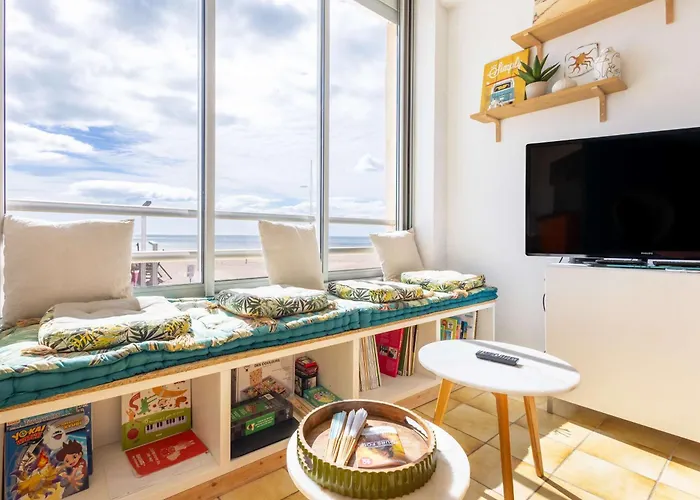 Apartment Exceptional Sea View - Town Center - Walk Everywhere Valras-Plage