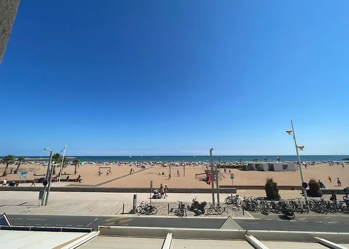 Exceptional Sea View - Town Center - Walk Everywhere Apartment *